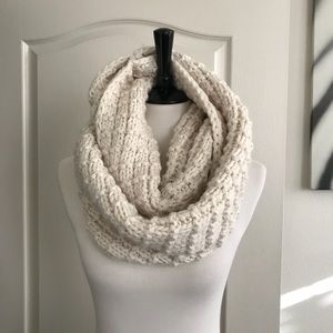 NWT Kimchi Blue Scarf